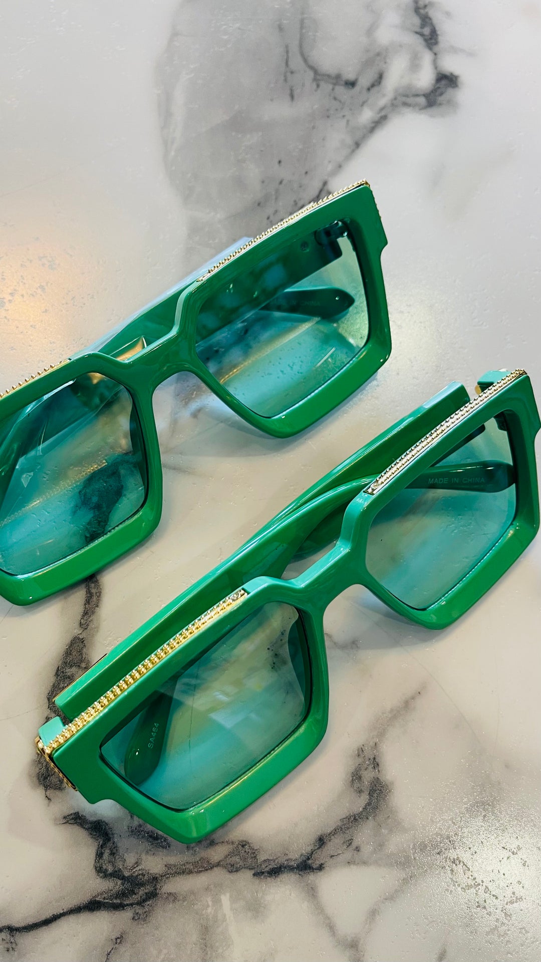 Gold detail Sunglasses